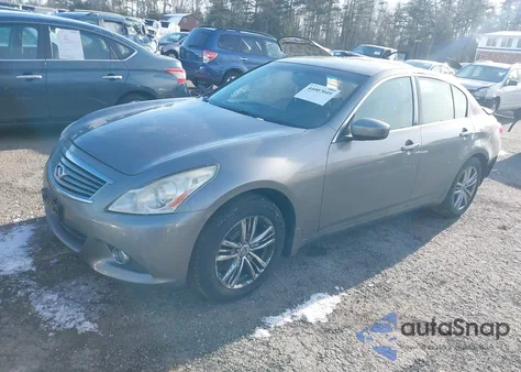 2013 Infiniti G37X из США, поврежденный, VIN JN1CV6AR1DM767744